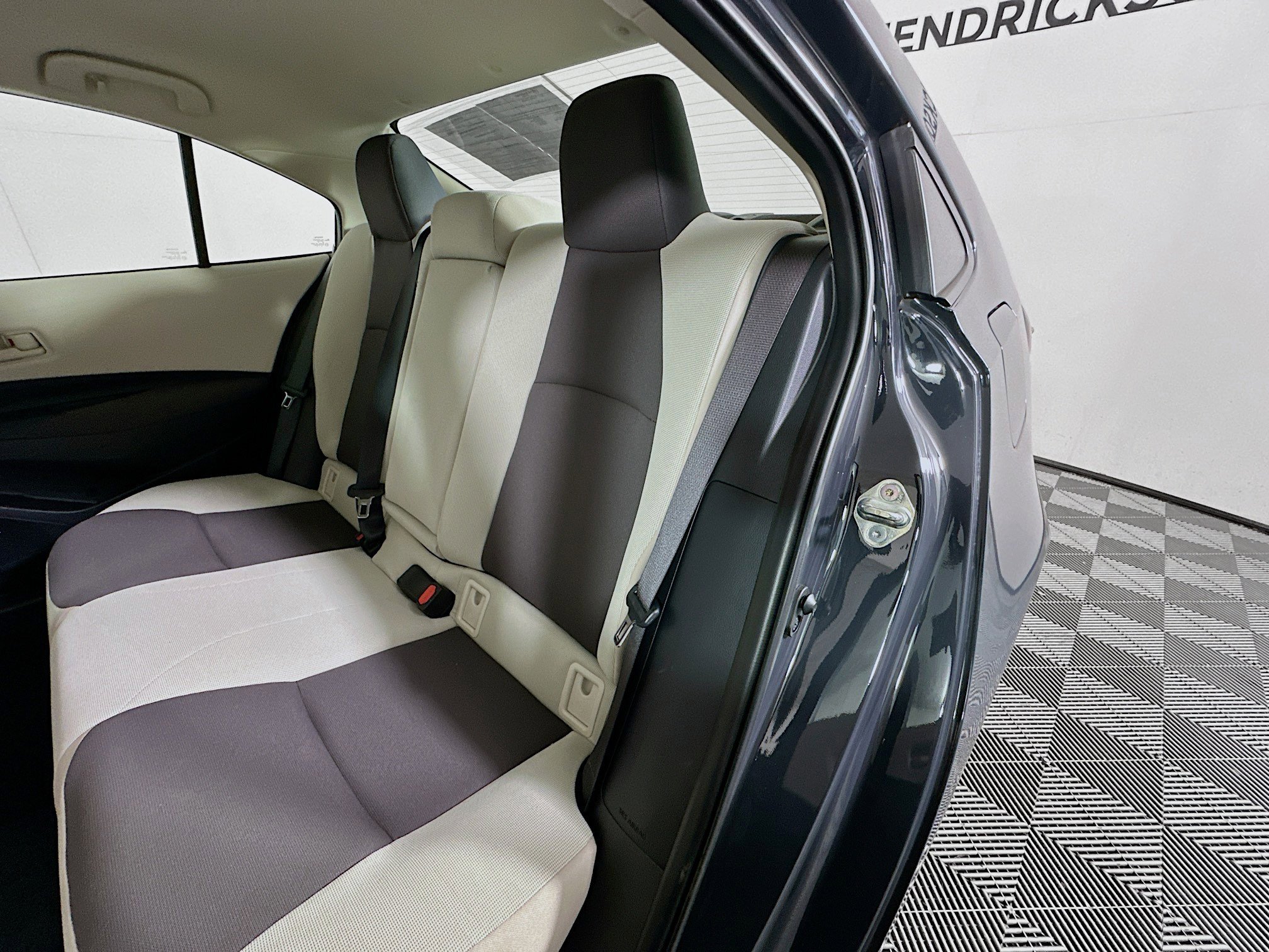 Certified 2023 Toyota Corolla LE image 25