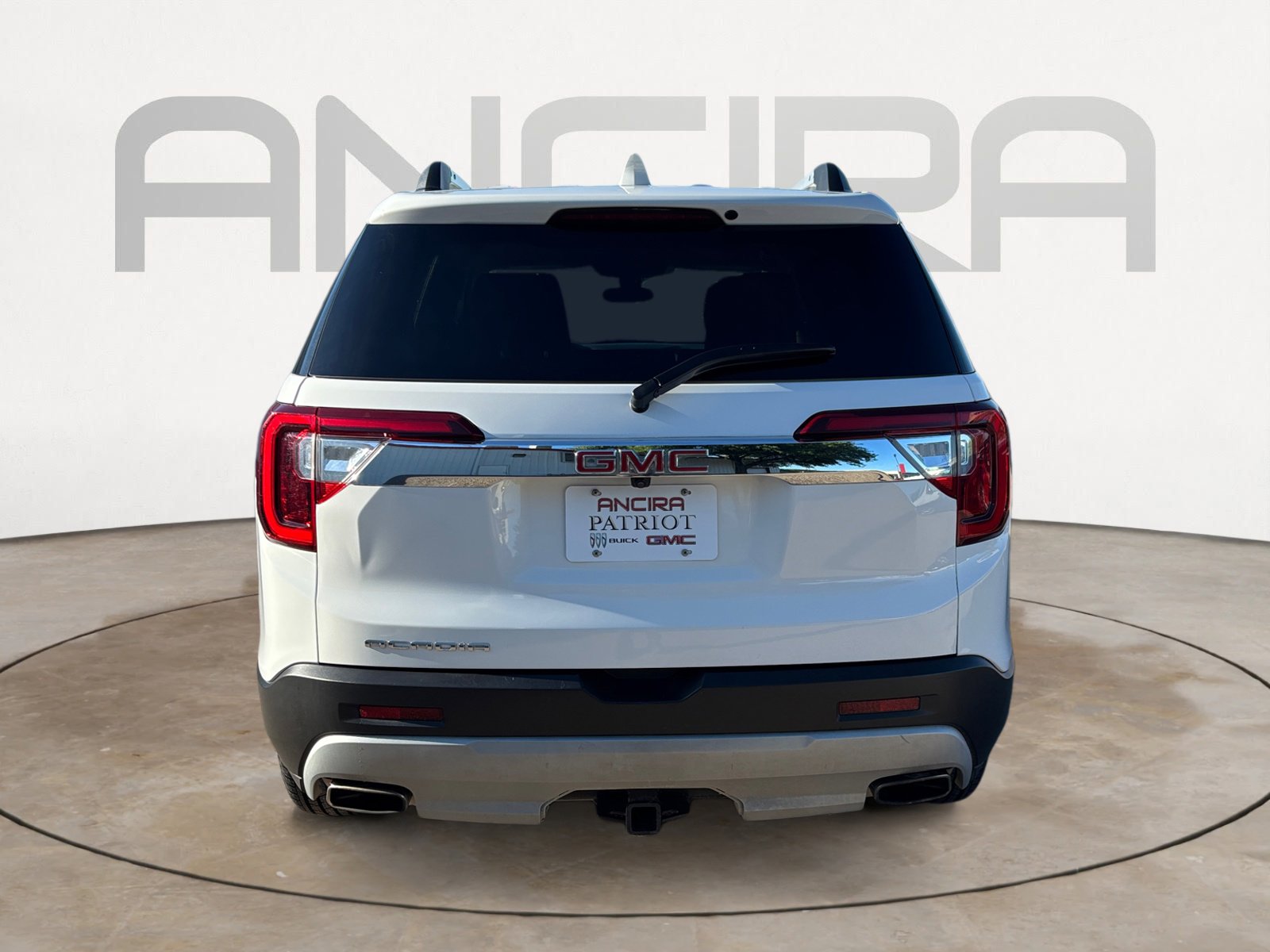 Used 2023 GMC Acadia SLE w/ Driver Convenience Package image 9