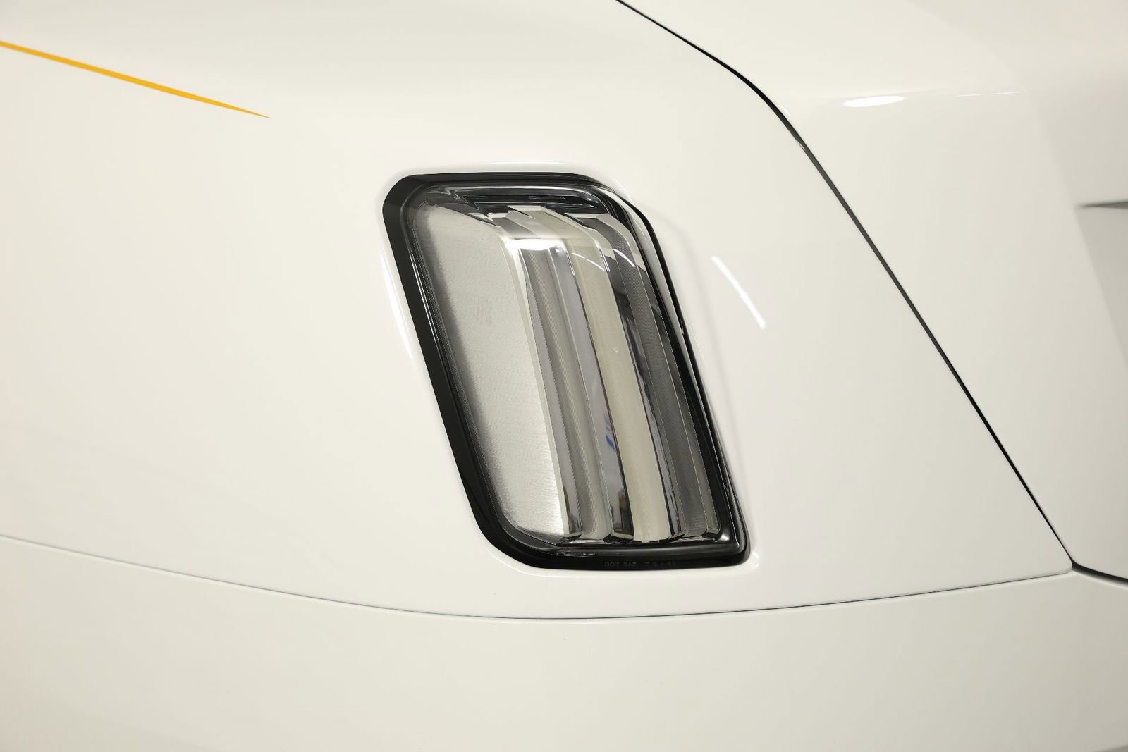 New 2025 Rolls-Royce Spectre Black Badge image 21