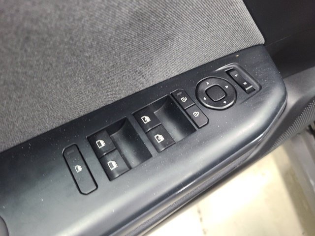 Used 2025 Kia K4 EX FWD image 17