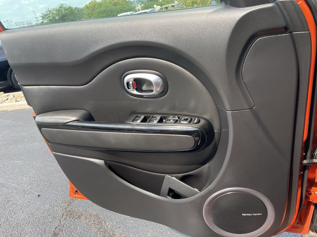 Used 2018 Kia Soul ! w/ Tech Package FWD image 19