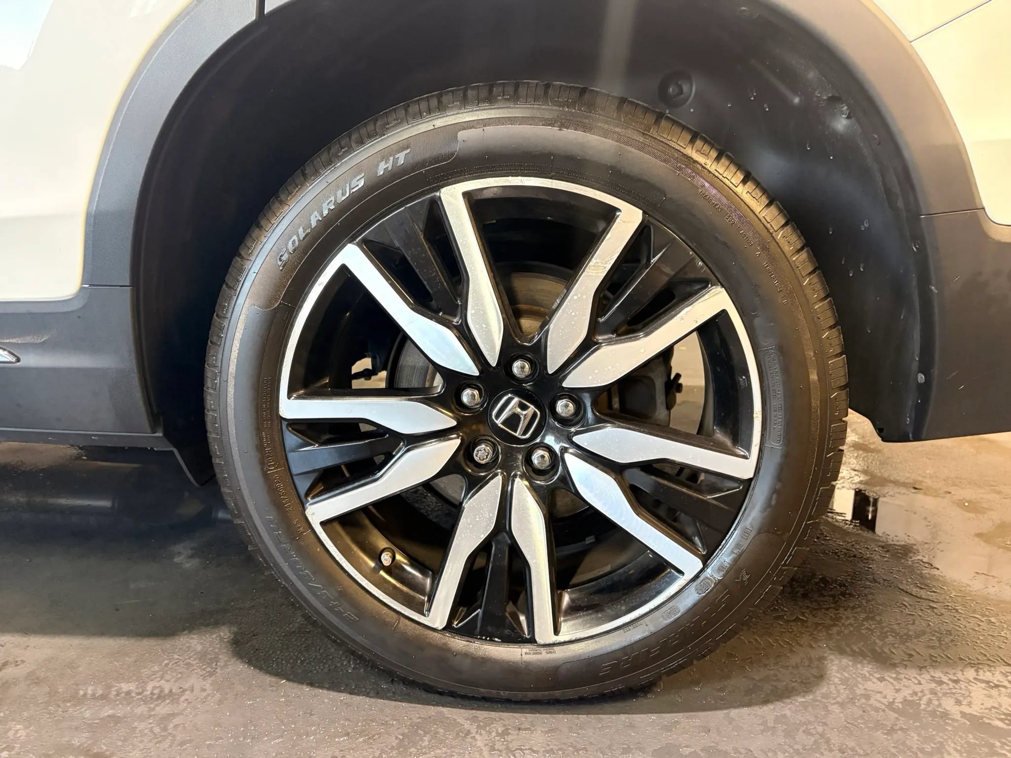 Used 2019 Honda Pilot Touring image 34