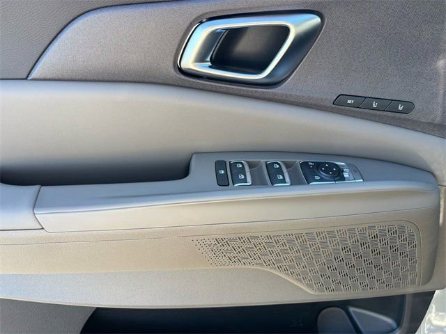 New 2026 Kia Carnival SX image 18