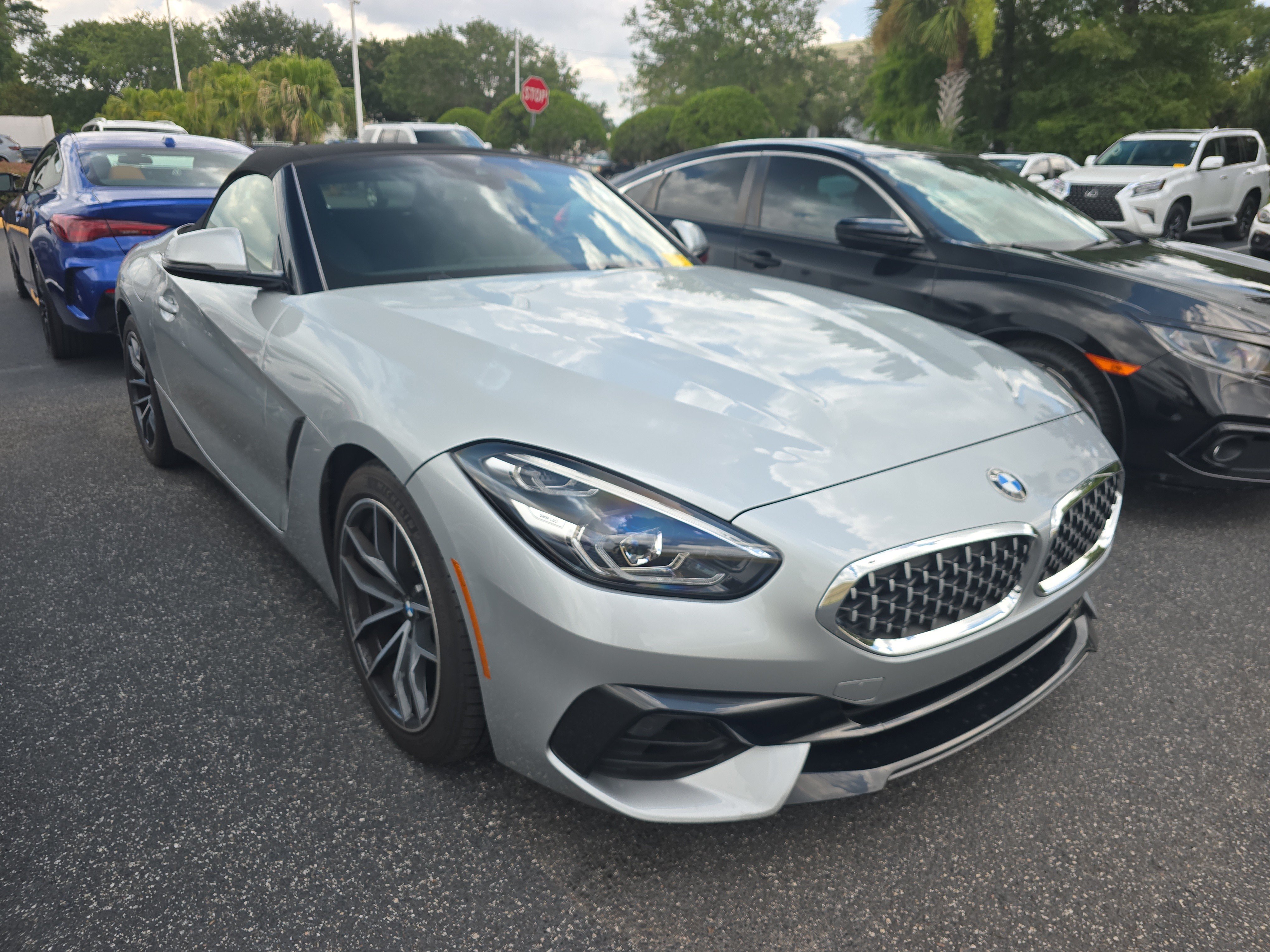 Used 2022 BMW Z4 sDrive30i RWD image 1