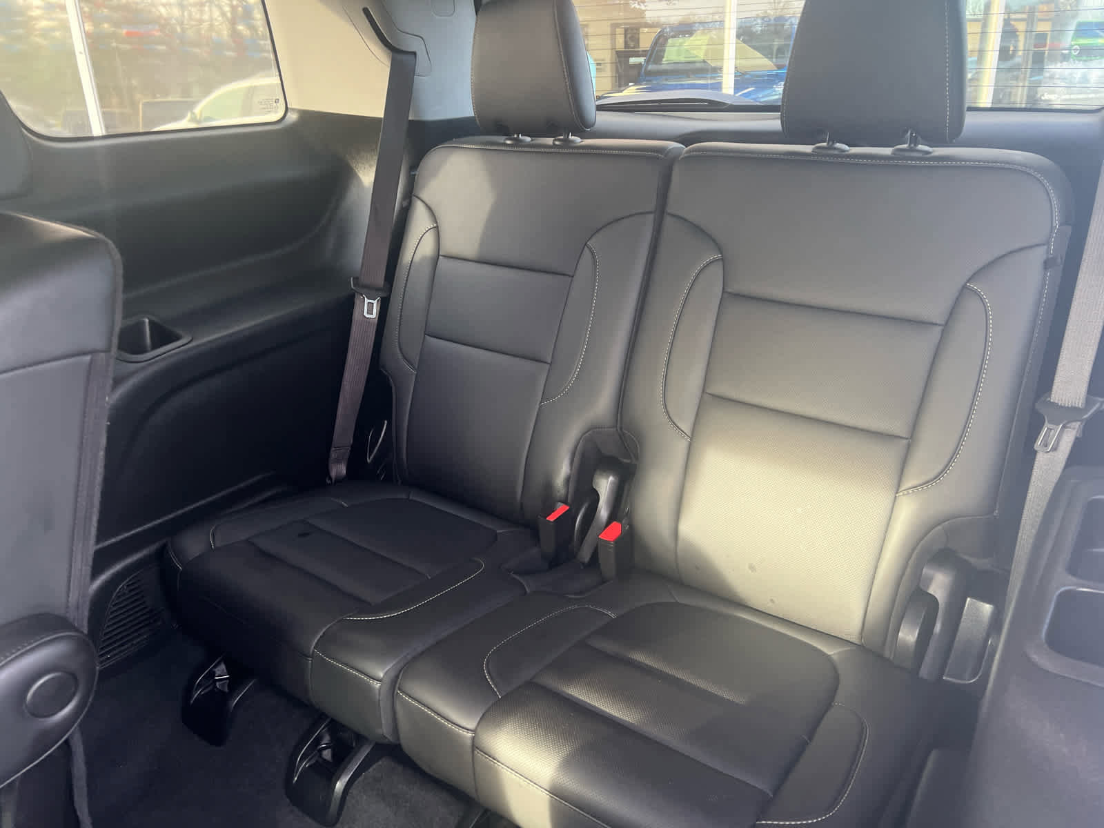 Used 2023 GMC Acadia SLT image 14