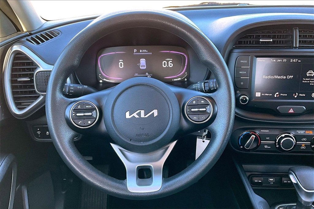 Used 2023 Kia Soul LX w/ Option Group 015 image 5