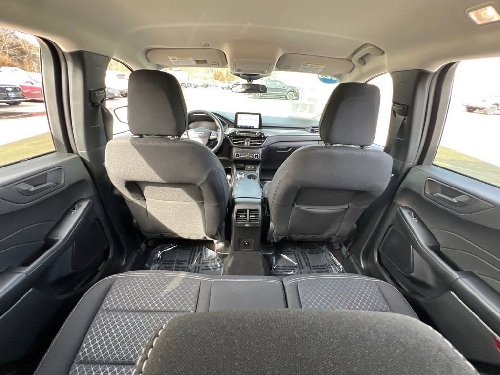 Used 2025 Ford Escape Active AWD/4WD image 33