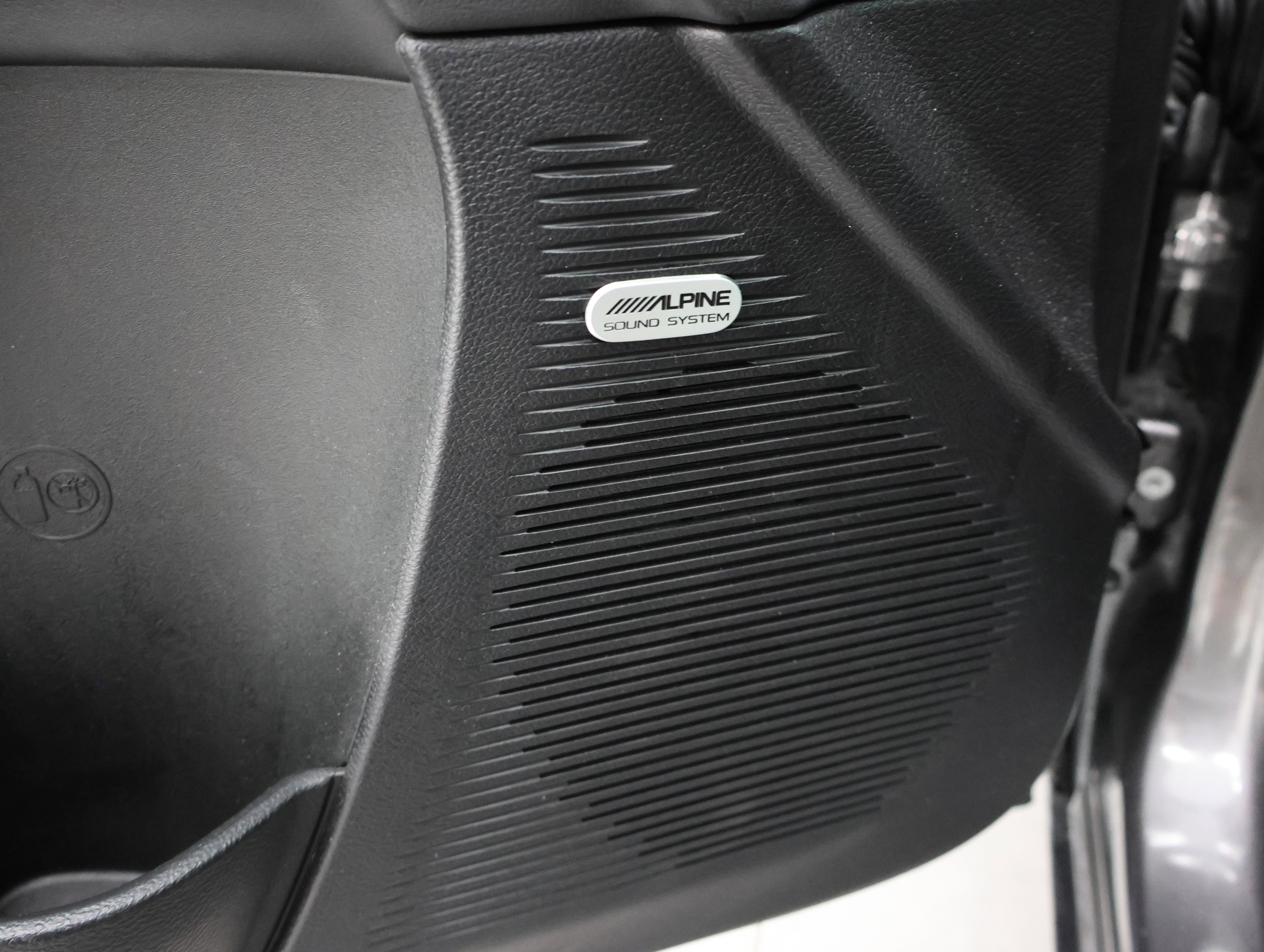Used 2023 Dodge Challenger SRT Hellcat w/ Driver Convenience Group RWD image 37