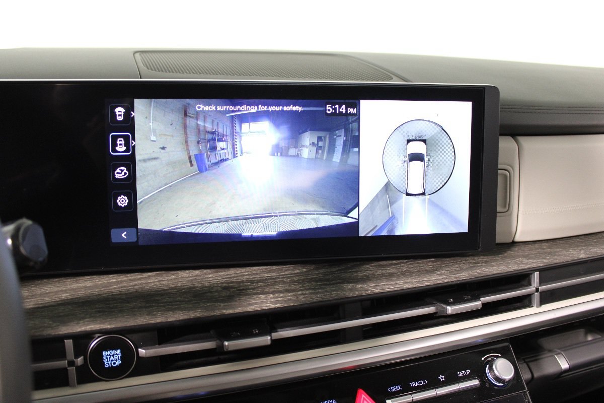 Used 2025 Hyundai Santa Fe Calligraphy FWD image 45