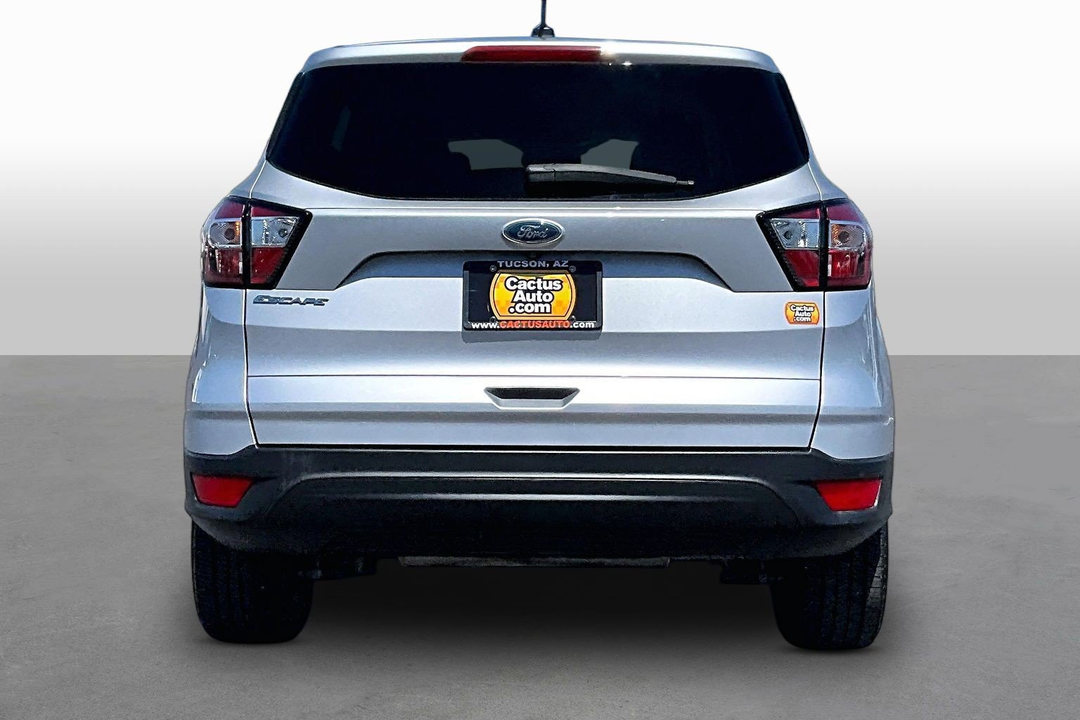 Used 2018 Ford Escape S FWD image 4