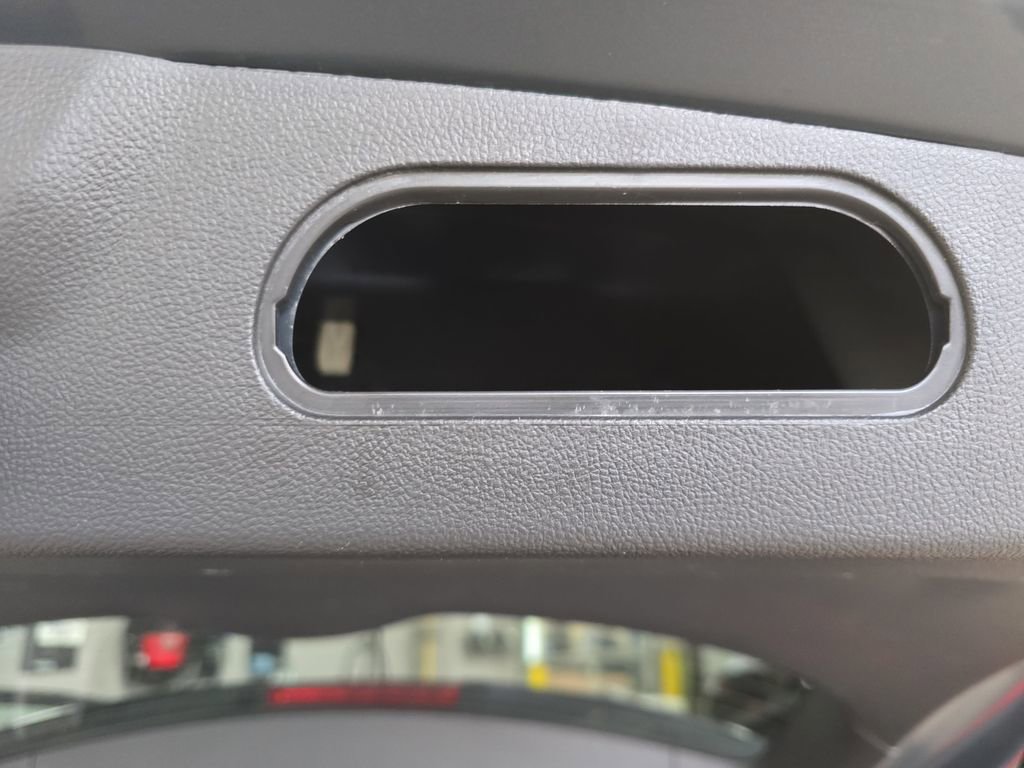 Used 2016 Buick Encore Convenience FWD image 12