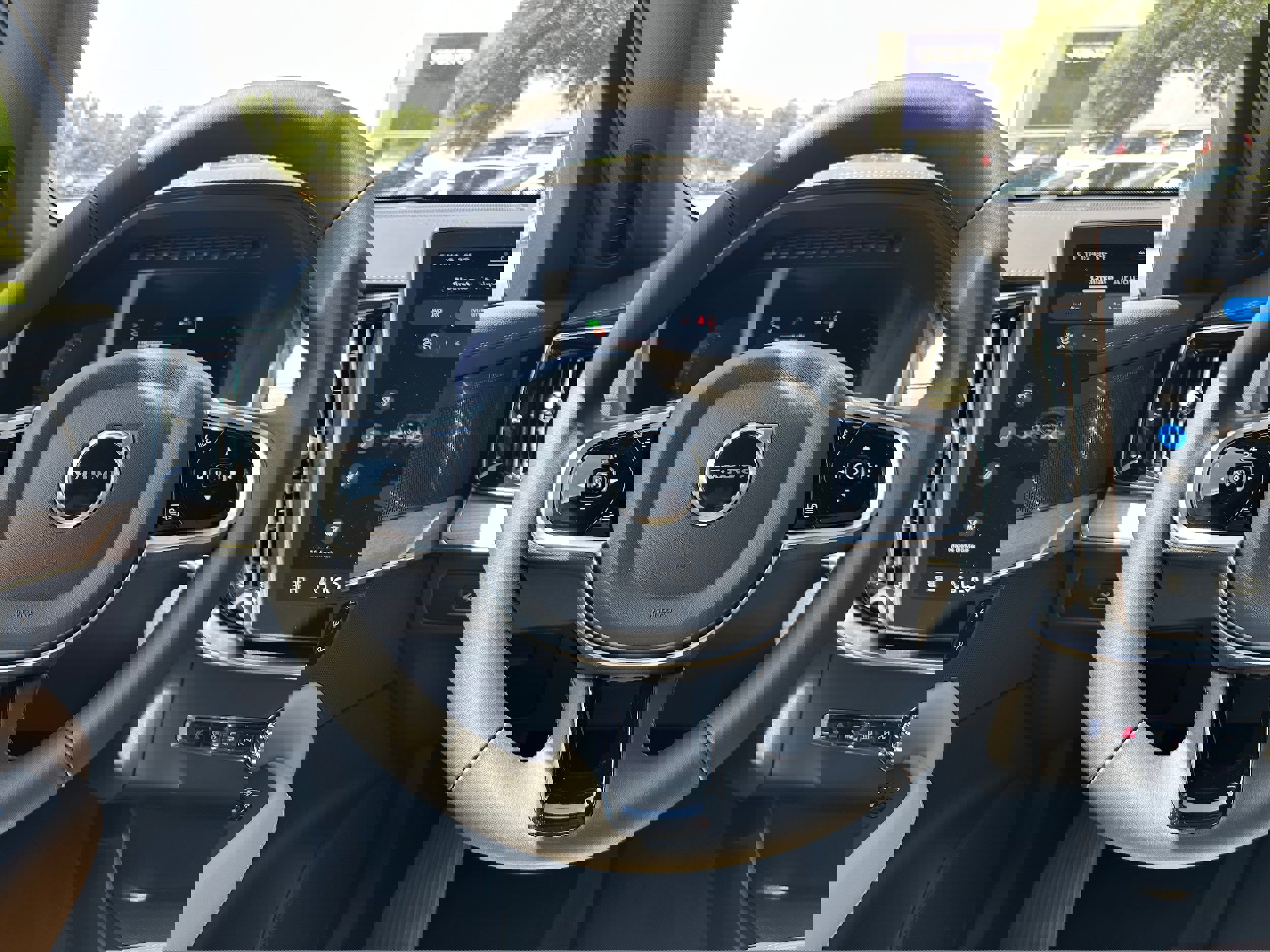 New 2026 Volvo XC90 T8 Plus image 15
