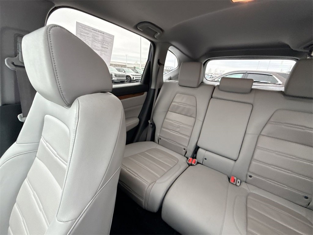 Used 2020 Honda CR-V Touring image 12