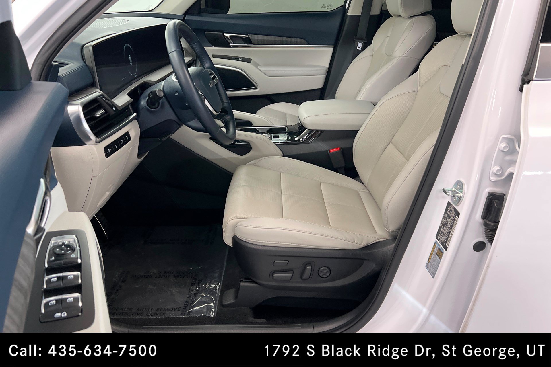 Used 2024 Kia Telluride SX w/ Towing Package AWD/4WD image 17