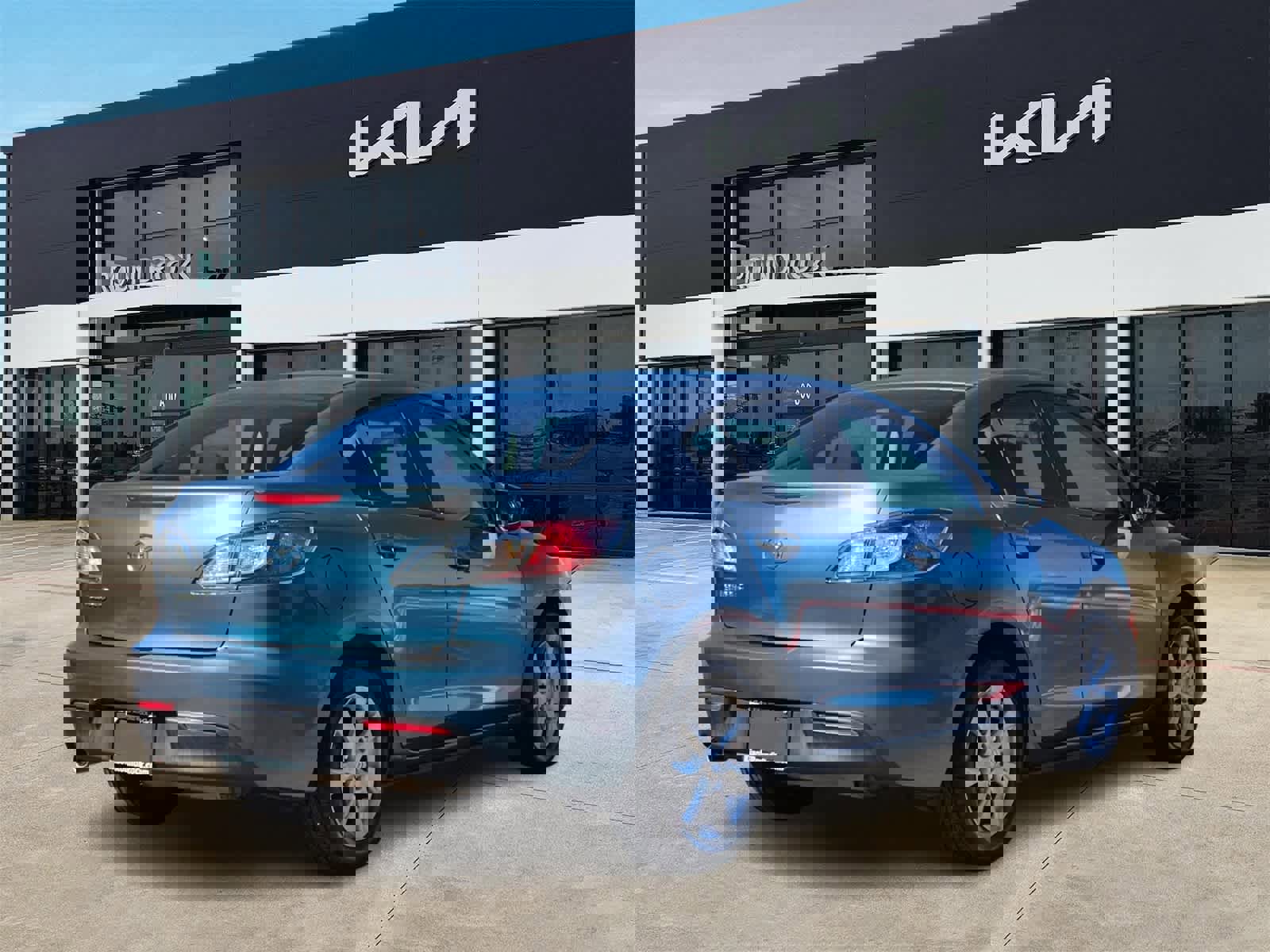 Used 2010 MAZDA MAZDA3 i Touring image 5