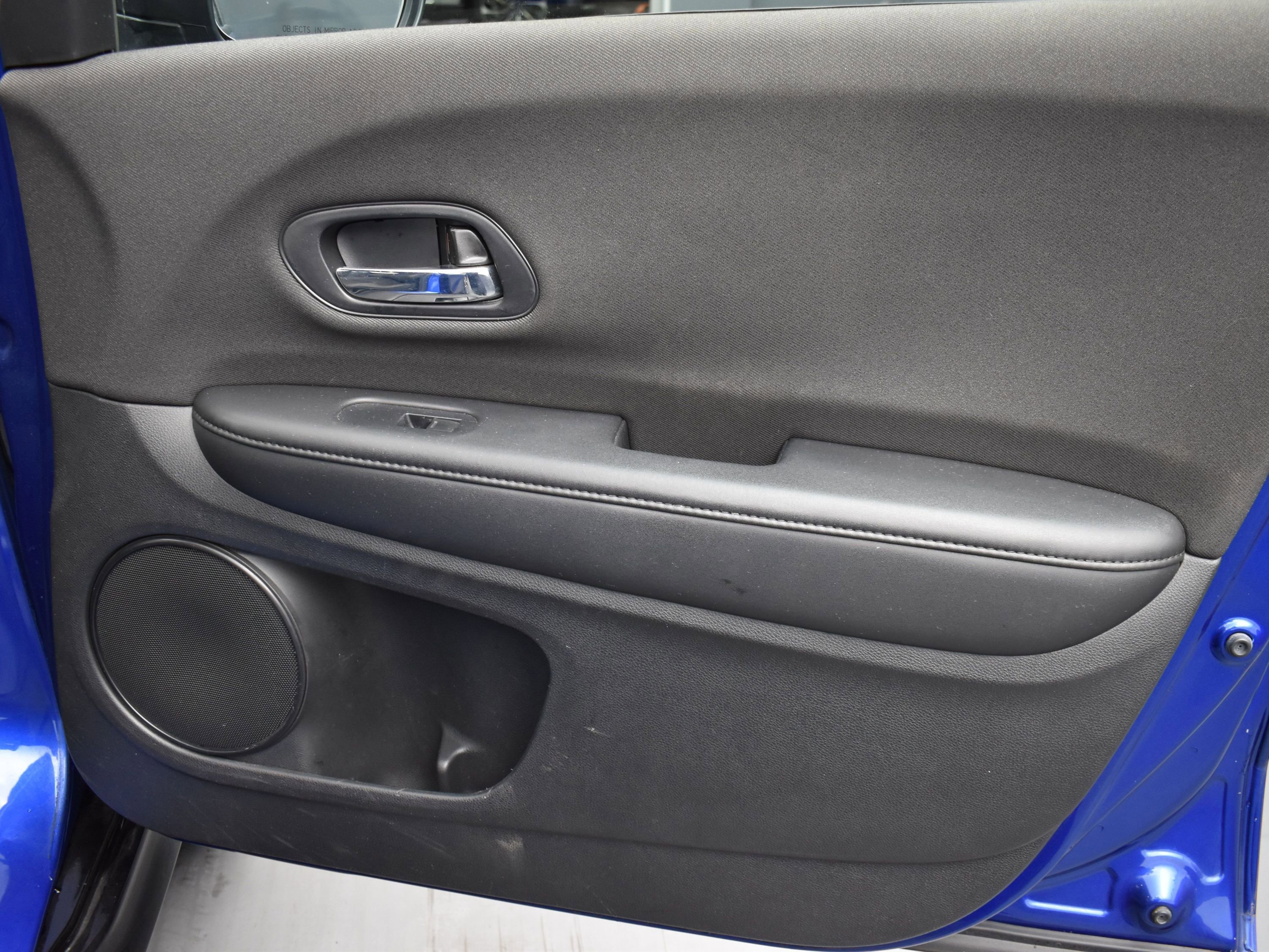 Used 2019 Honda HR-V Sport image 15