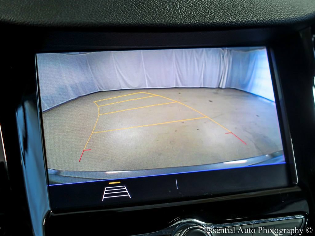Used 2020 Chevrolet Trax LT w/ Driver Confidence Package FWD image 15