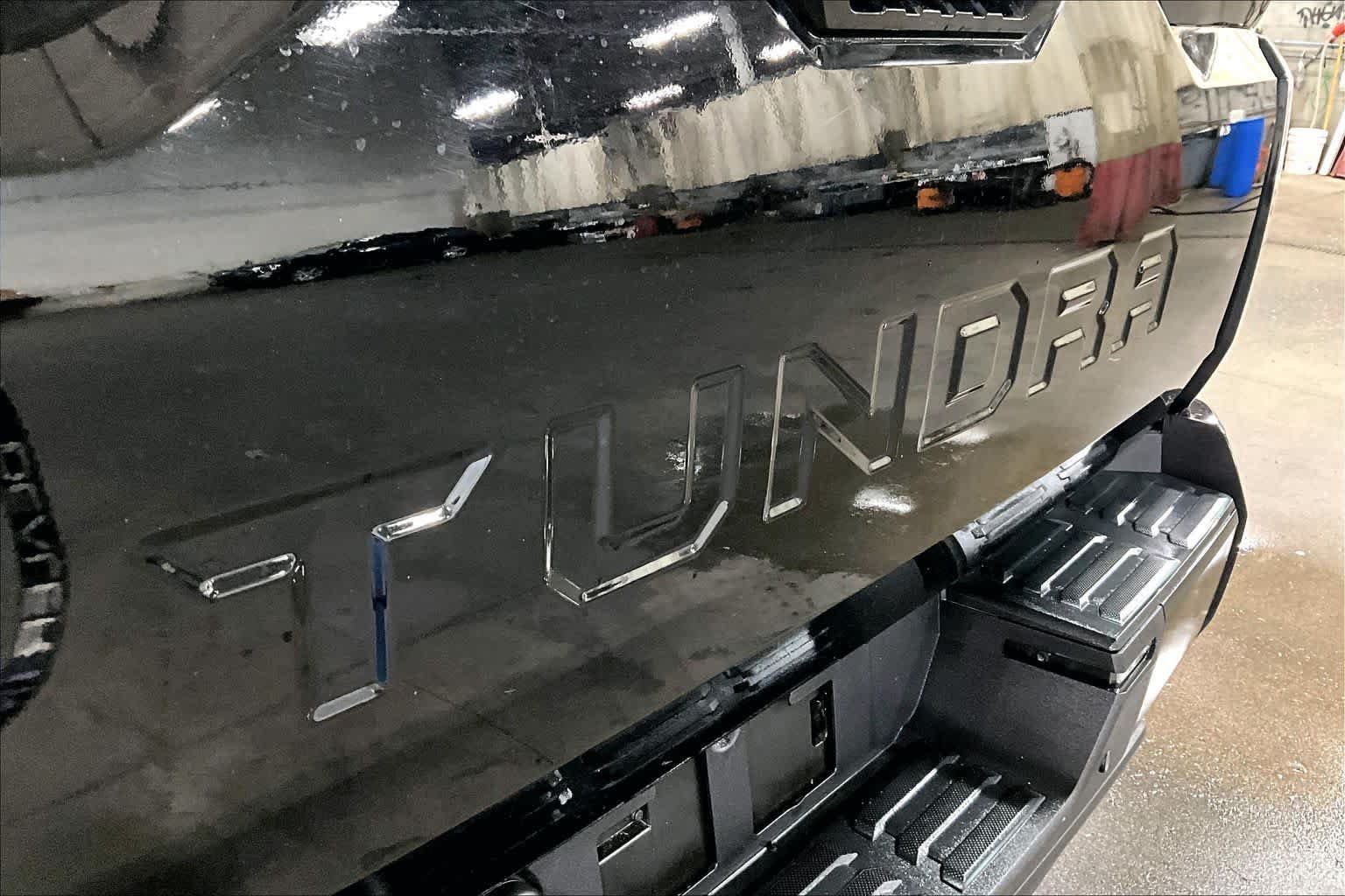 Used 2023 Toyota Tundra Platinum AWD/4WD image 31
