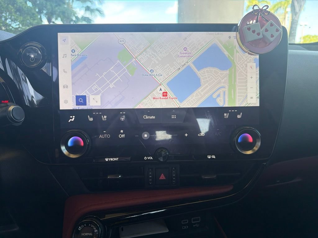 Used 2024 Lexus NX 350h AWD image 3