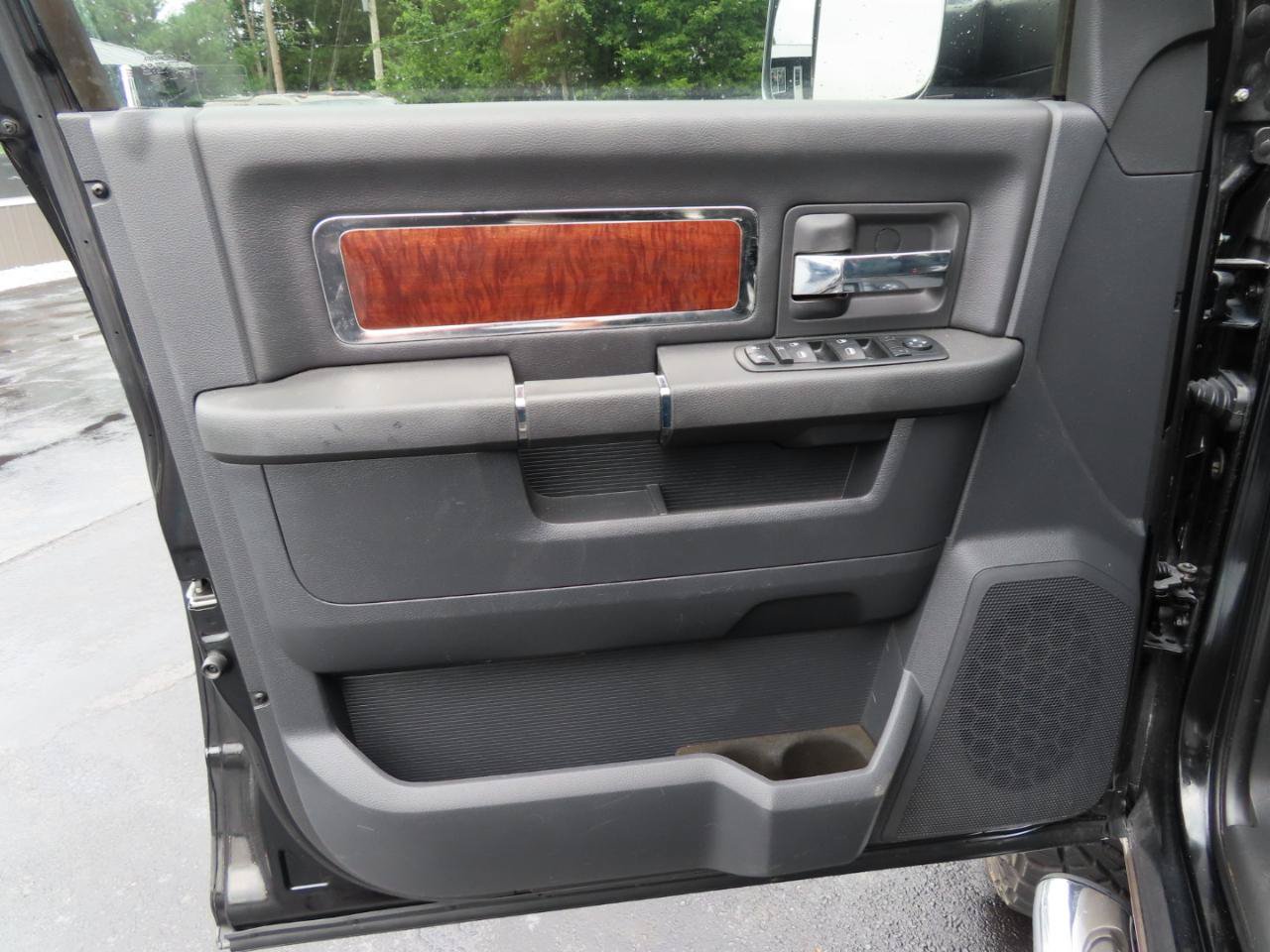 Used 2010 Dodge Ram 2500 Truck Laramie w/ Protection Group AWD/4WD image 27