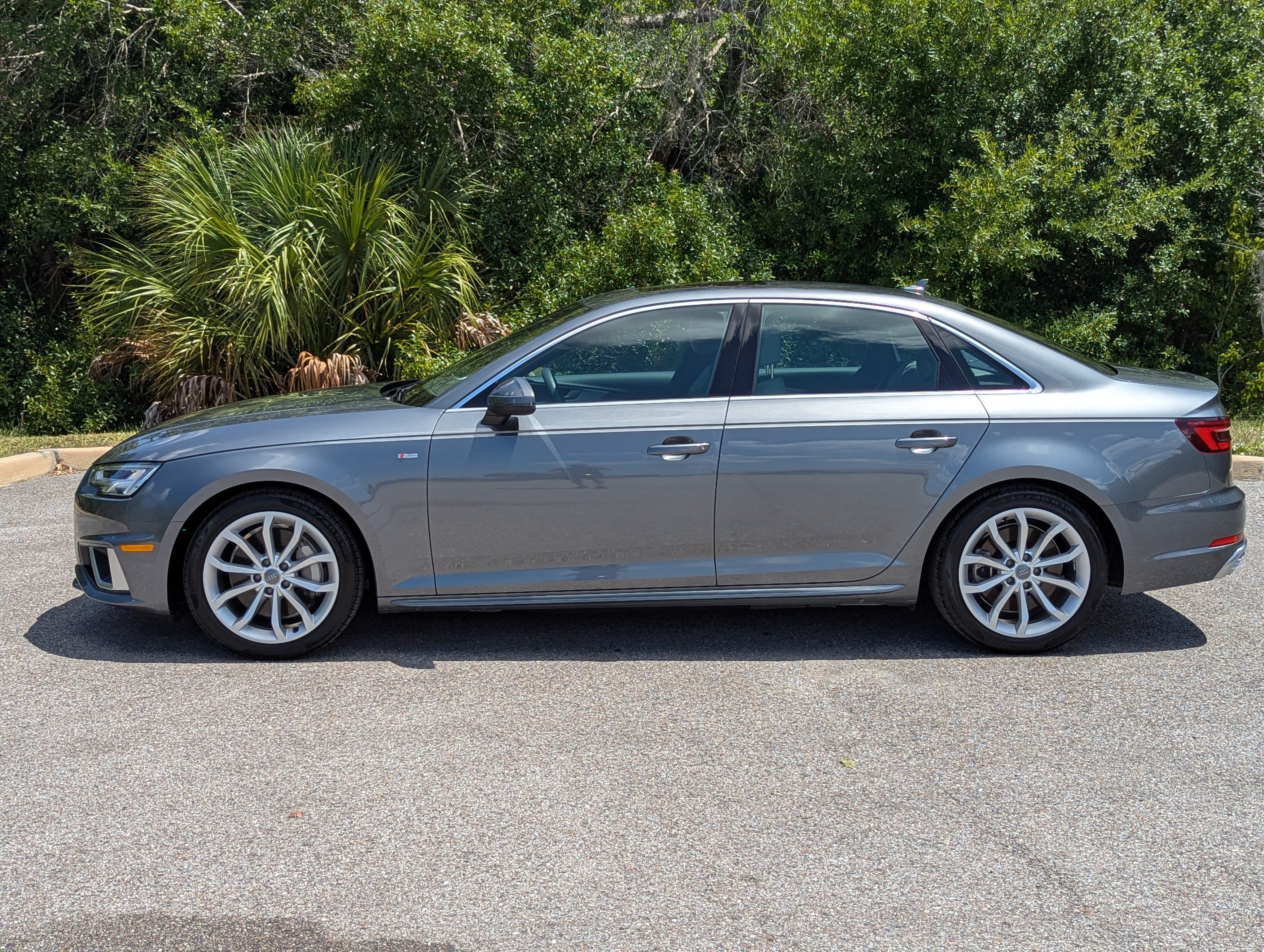 Used 2019 Audi A4 2.0T Premium Plus w/ Premium Plus Package AWD/4WD image 6