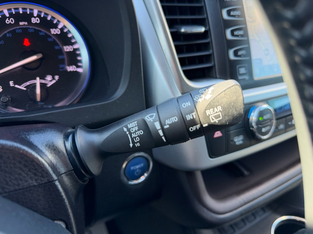 Used 2016 Toyota Highlander Limited image 48