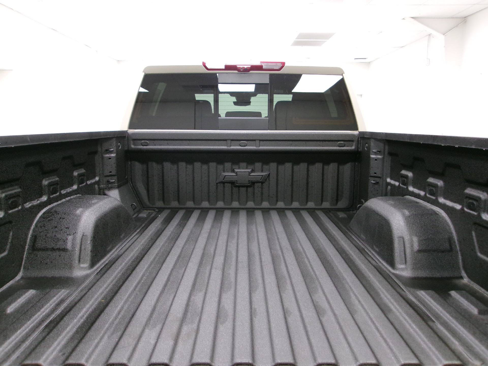 New 2026 Chevrolet Silverado 1500 High Country w/ Technology Package AWD/4WD image 12