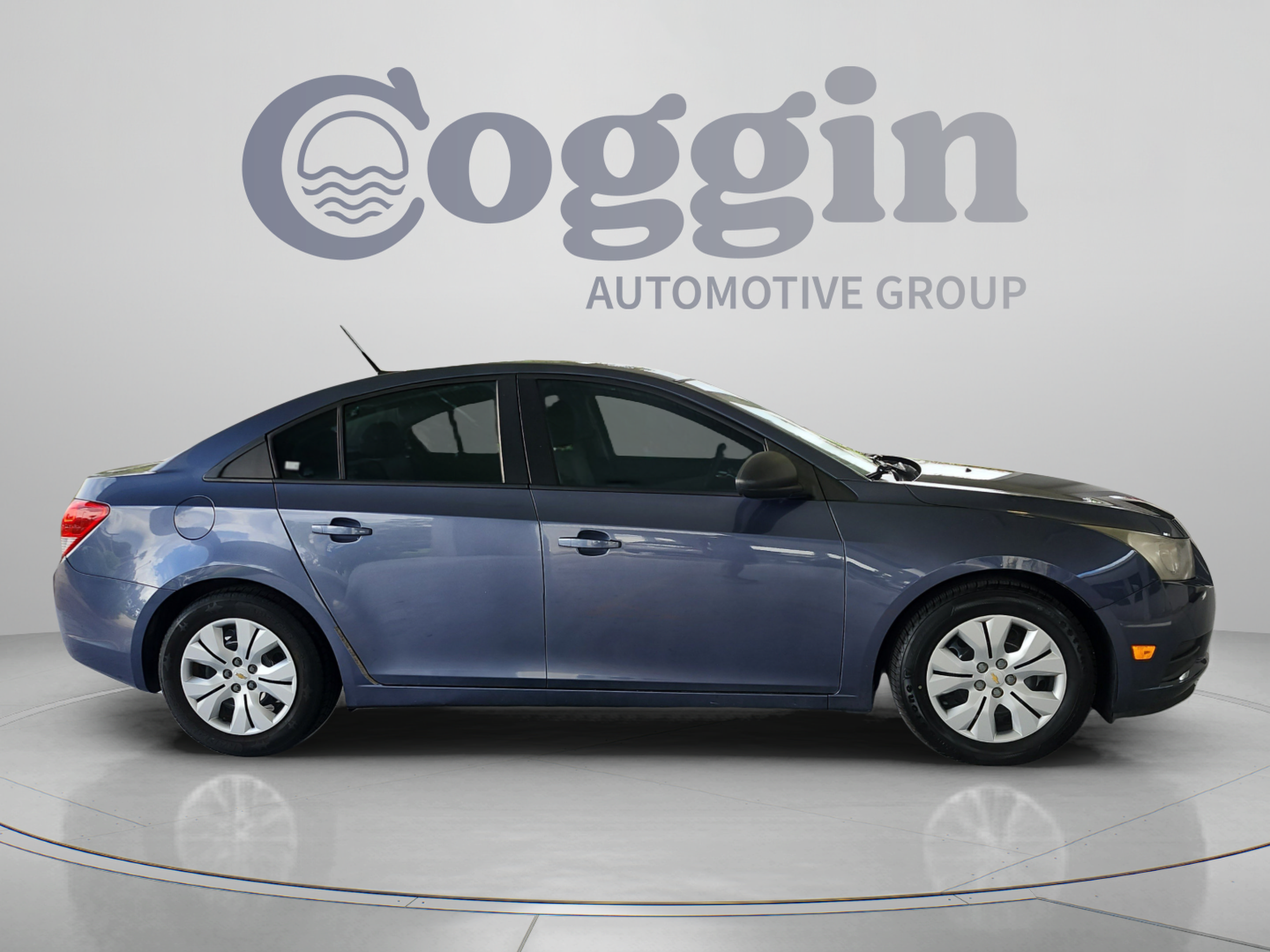 Used 2013 Chevrolet Cruze LS FWD image 6