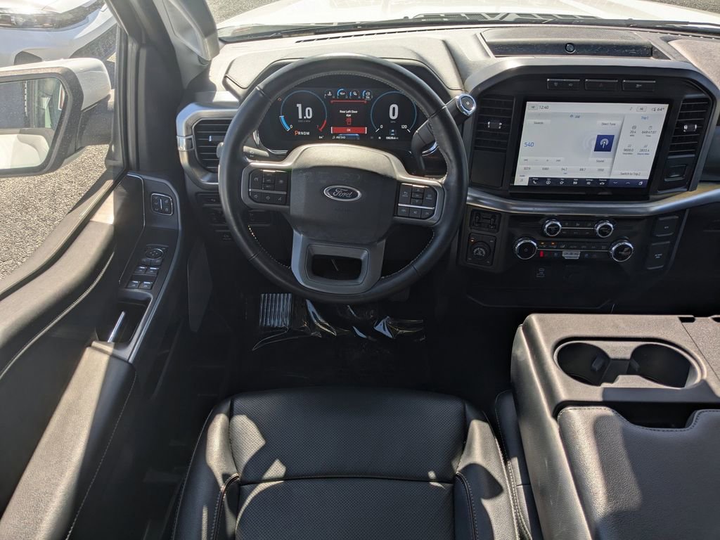 Used 2022 Ford F150 Lariat w/ Equipment Group 501A Mid image 16