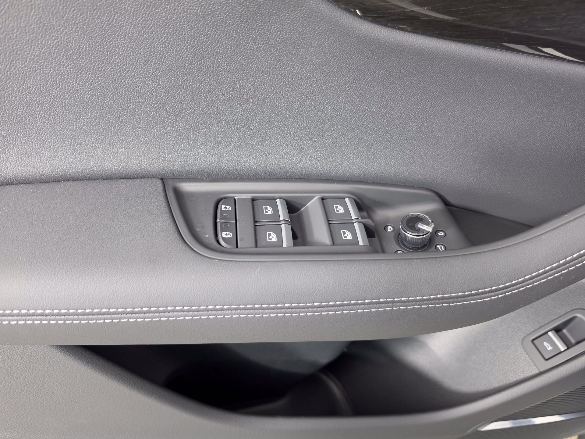 New 2026 Audi Q8 Premium Plus AWD/4WD image 16