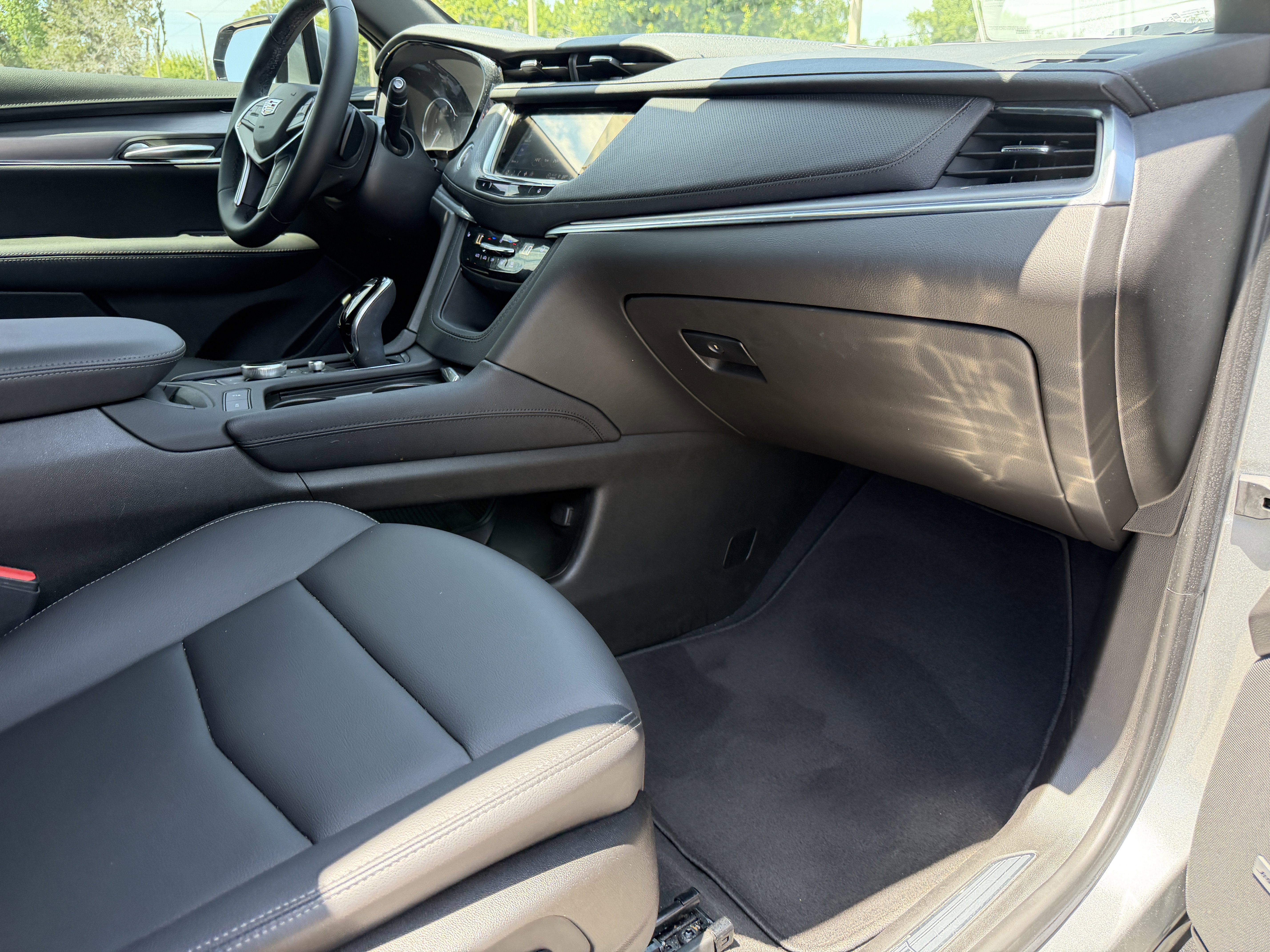 Used 2024 Cadillac XT5 Luxury FWD image 12