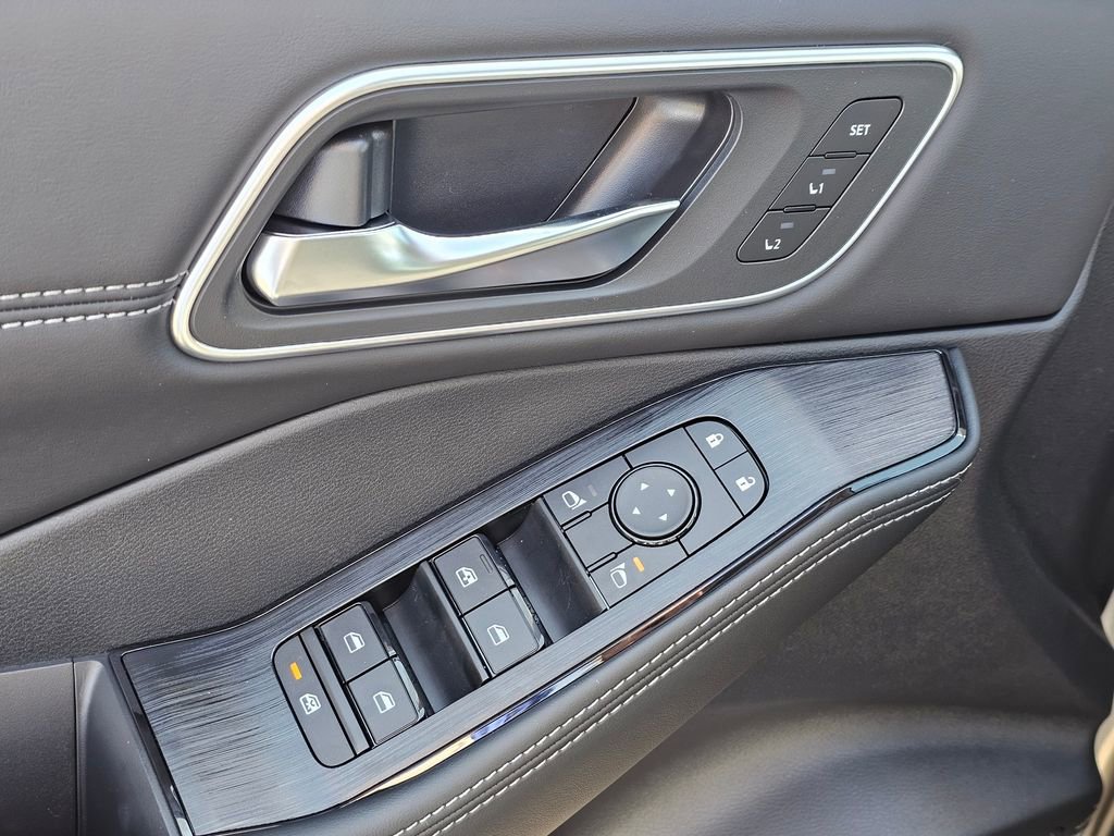 New 2026 Nissan Rogue Platinum w/ Platinum Premium Package AWD/4WD image 31