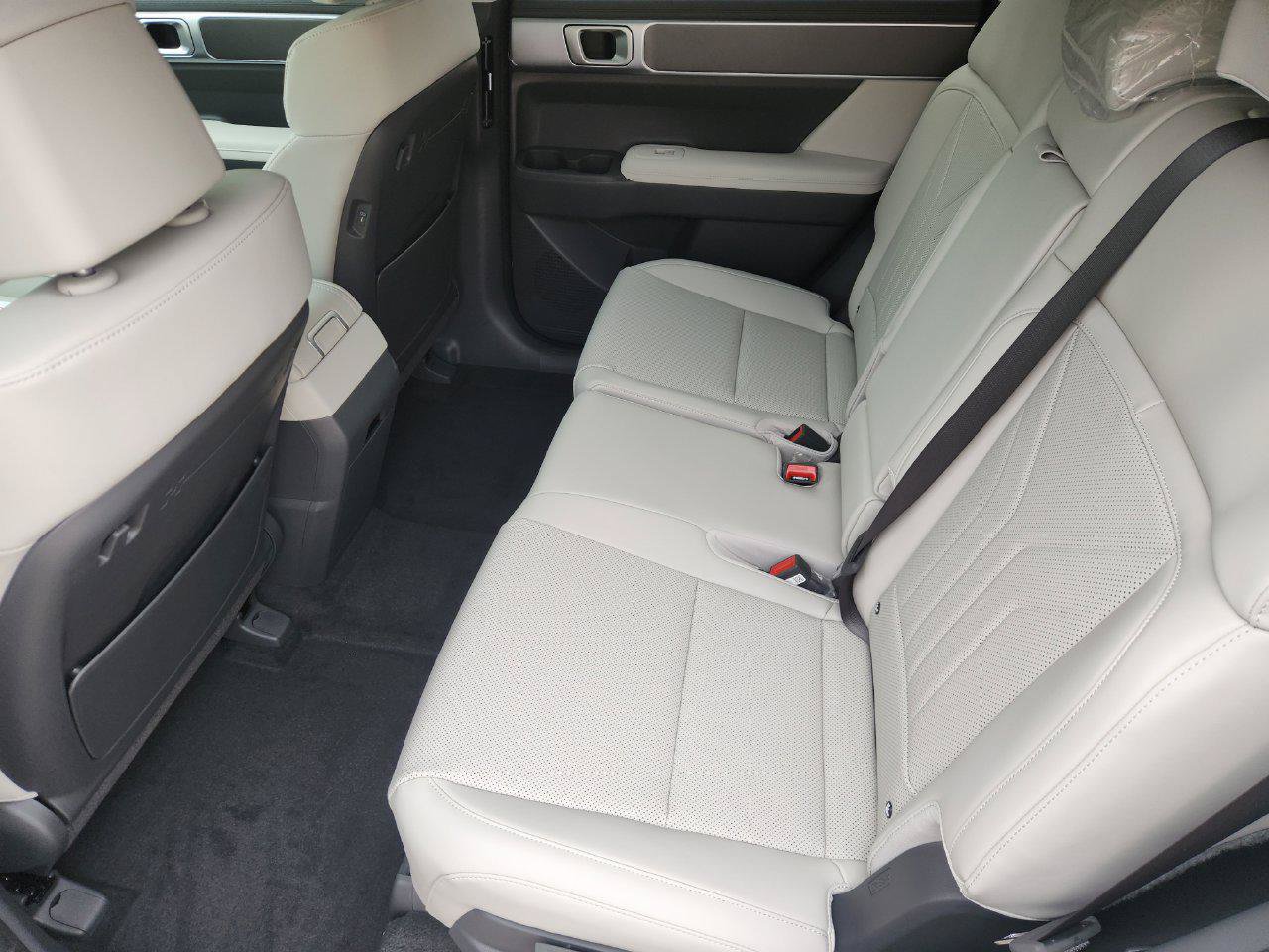 New 2026 Hyundai Santa Fe SEL FWD image 28