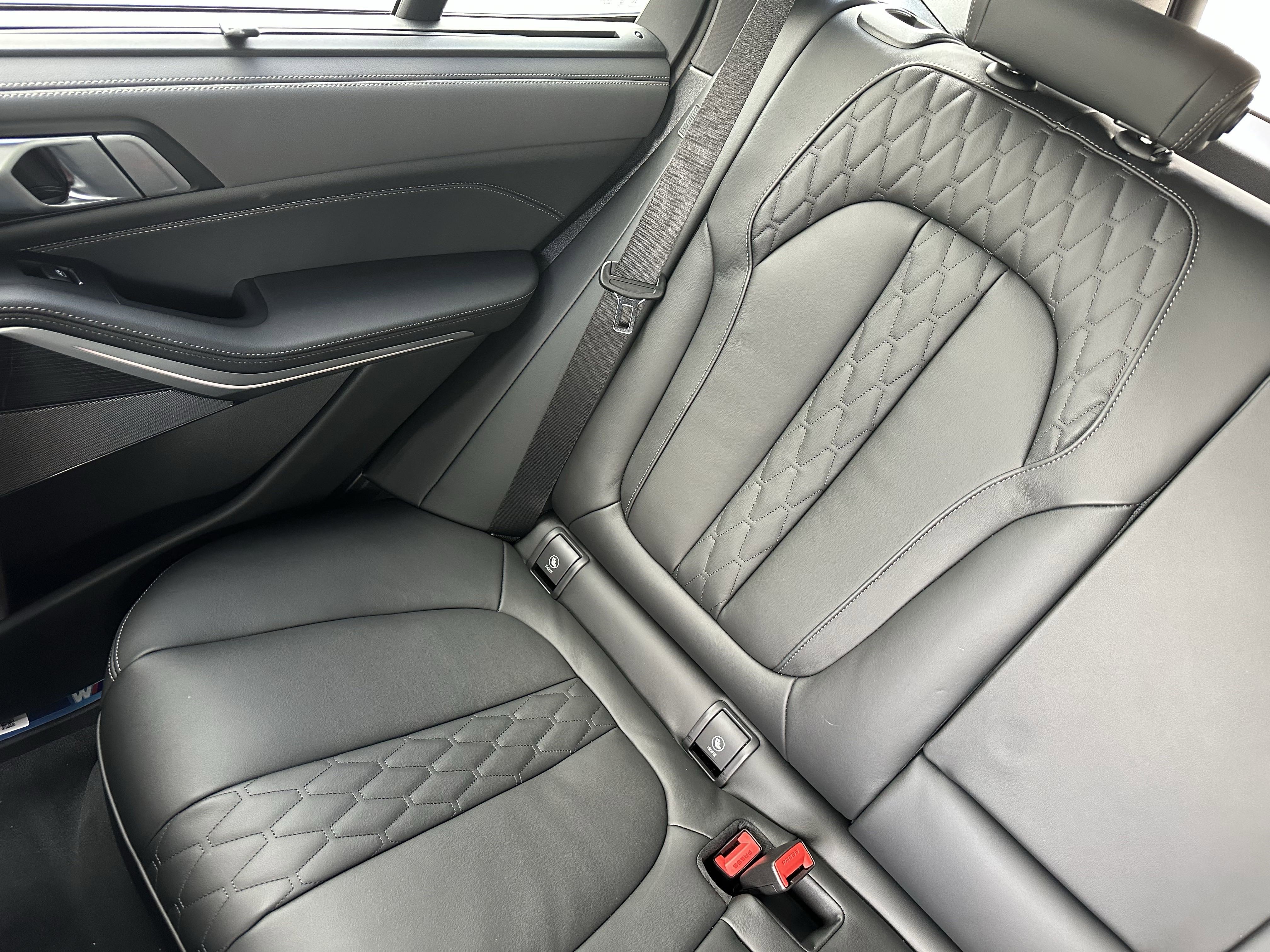 New 2026 BMW X5 xDrive40i image 17