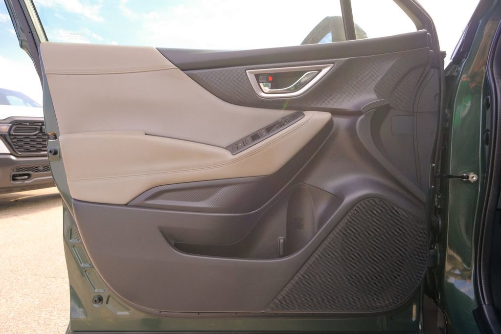 Used 2024 Subaru Forester Premium image 25