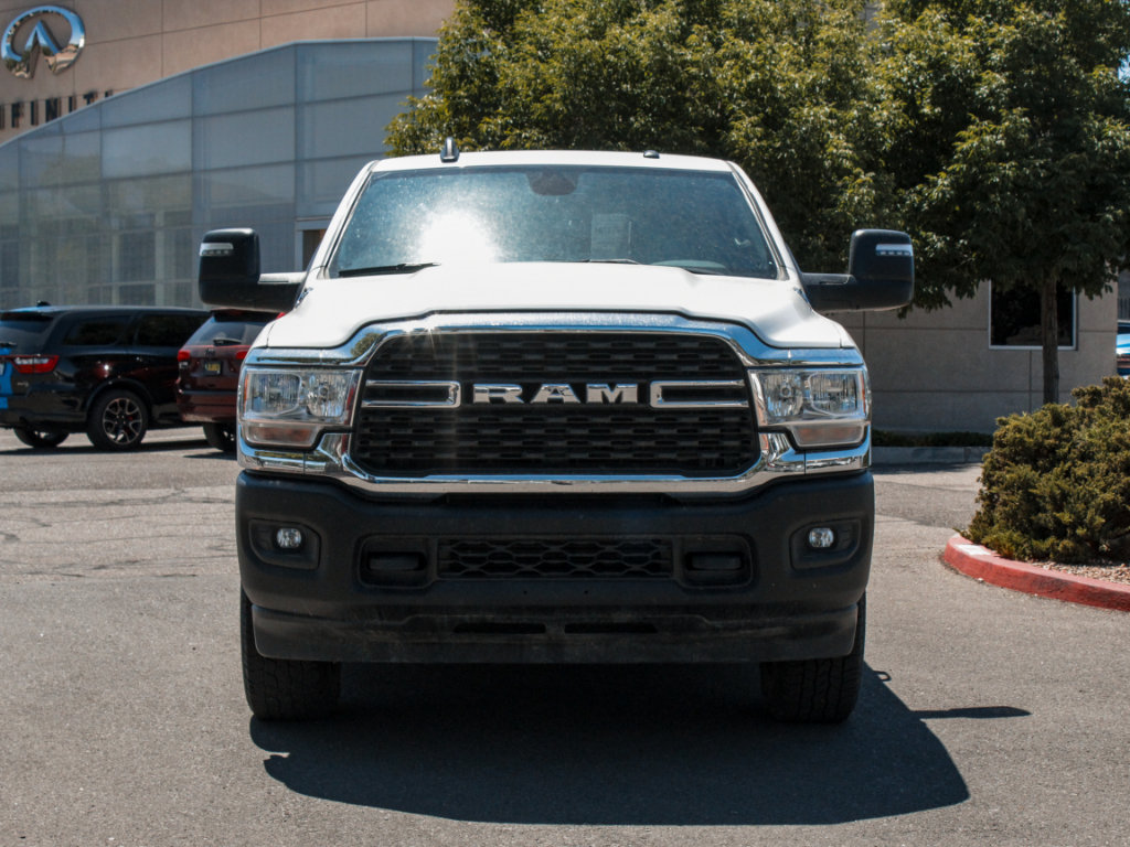 Used 2024 RAM 3500 Big Horn AWD/4WD image 2
