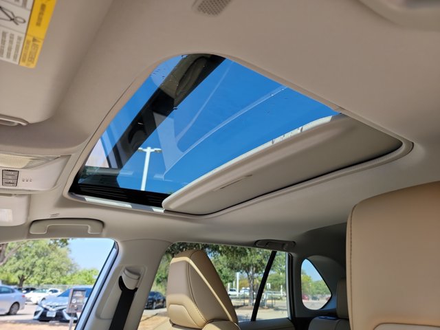 Used 2025 Toyota RAV4 Limited FWD image 19