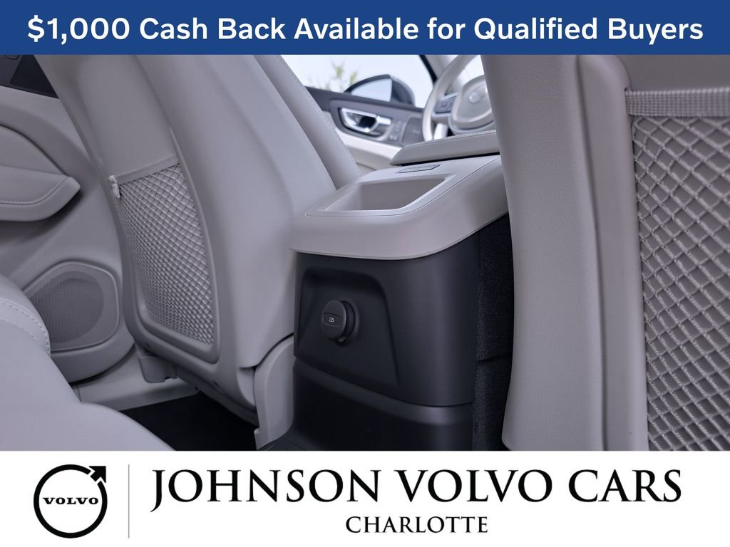 New 2026 Volvo XC60 T8 Ultra w/ Protection Package Premier AWD/4WD image 9