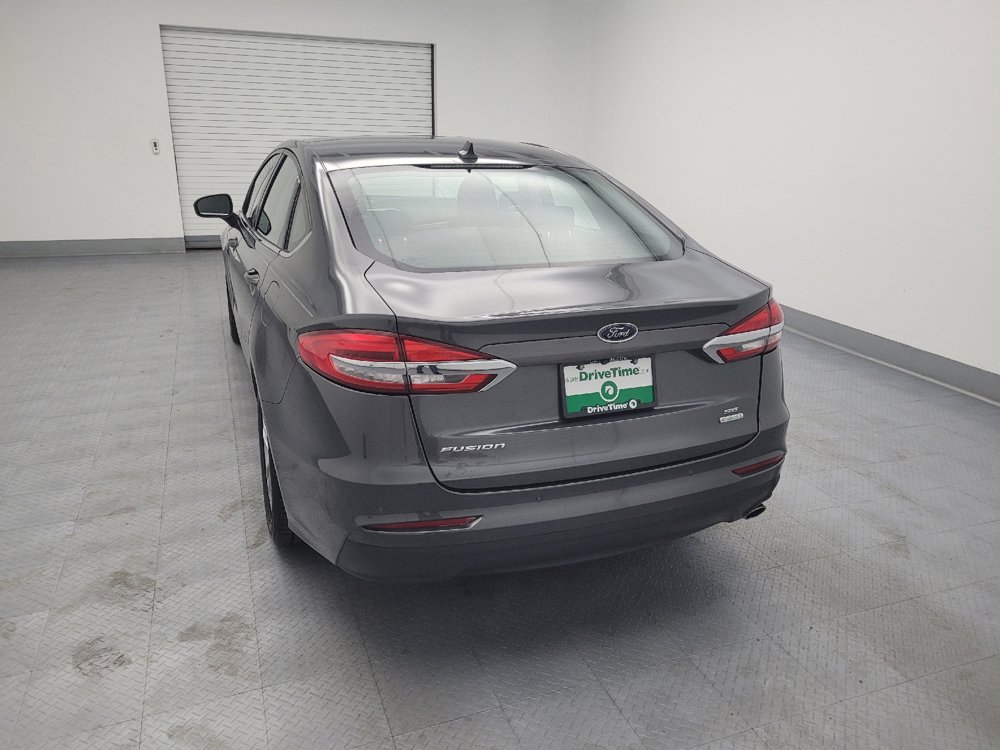 Used 2020 Ford Fusion SE FWD image 6