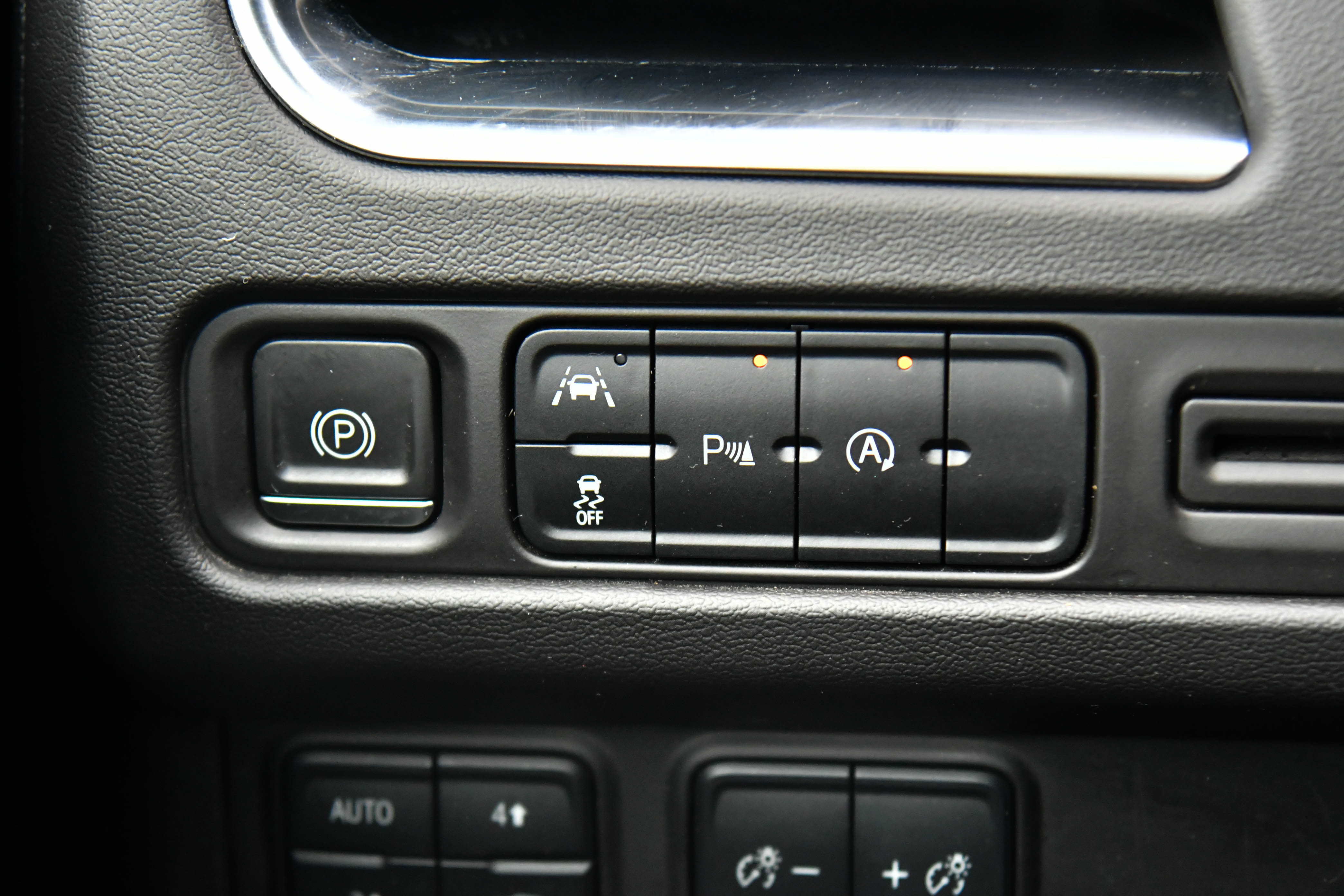 Used 2024 Chevrolet Tahoe LT image 33