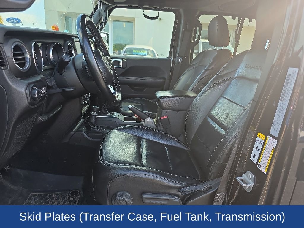 Used 2018 Jeep Wrangler Unlimited Sahara AWD/4WD image 10