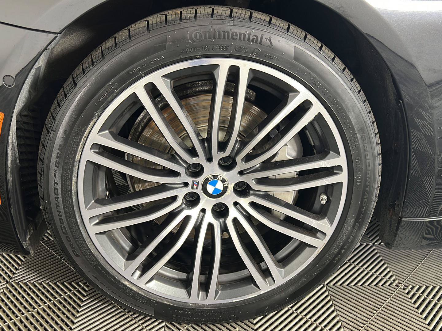Used 2019 BMW 540i xDrive w/ M Sport Package AWD/4WD image 15
