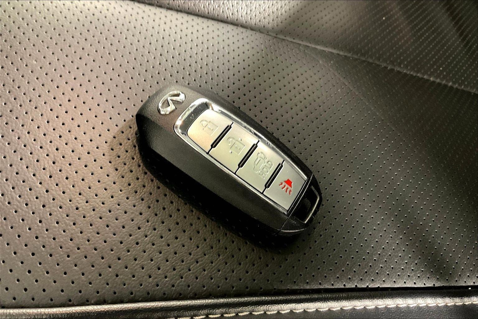 Used 2023 INFINITI QX60 Pure image 36