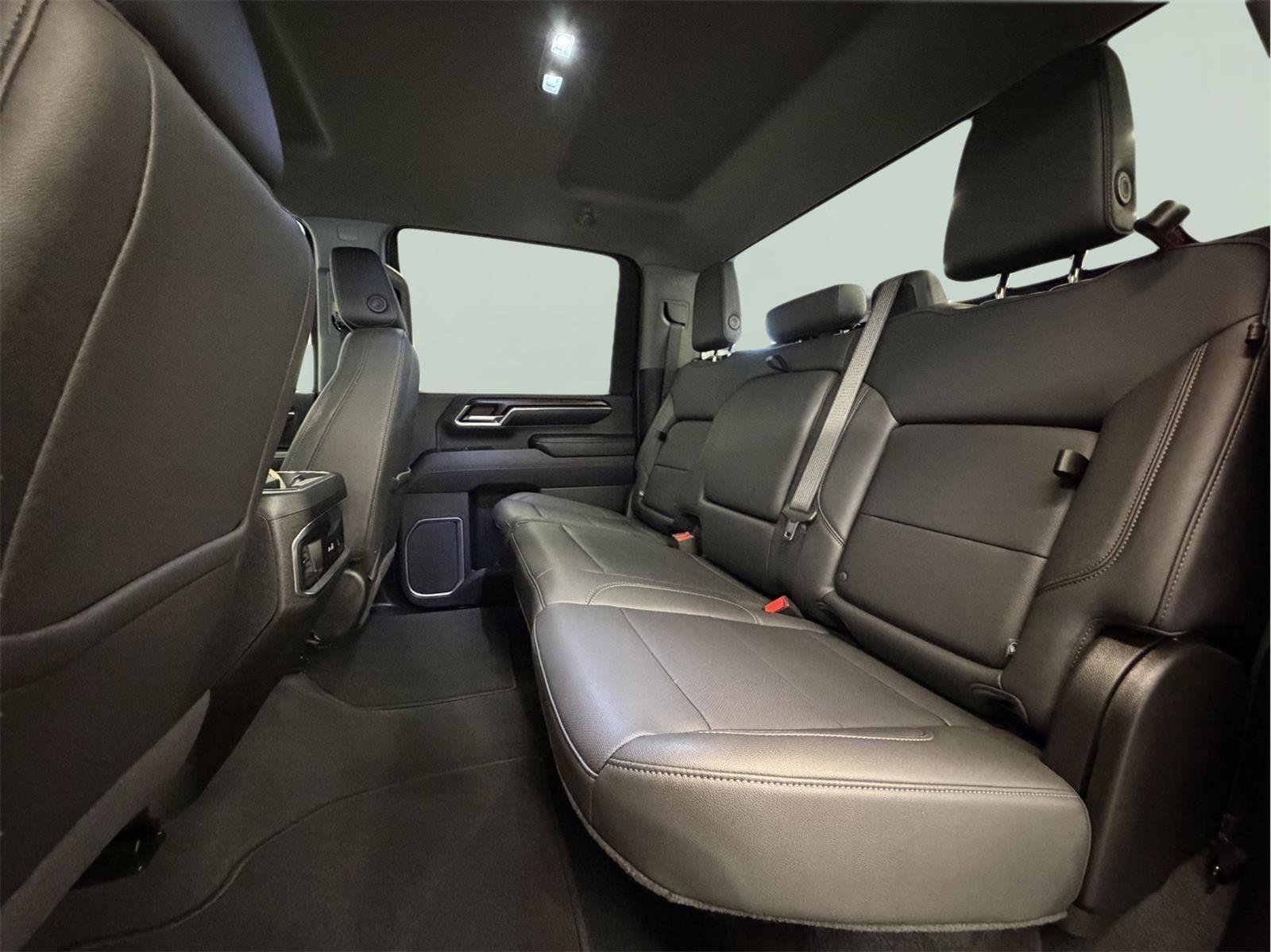 Certified 2024 GMC Sierra 2500 SLT w/ Max Trailering Package AWD/4WD image 27