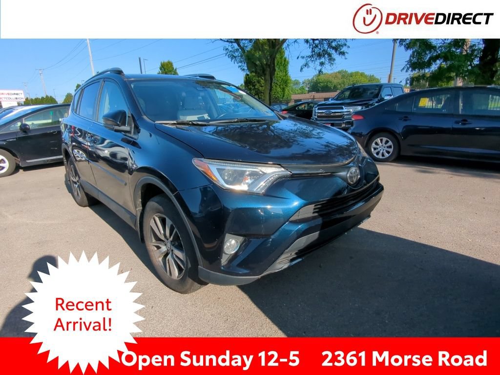 Used 2018 Toyota RAV4 XLE w/ Plus Extra Value Package AWD/4WD image 1