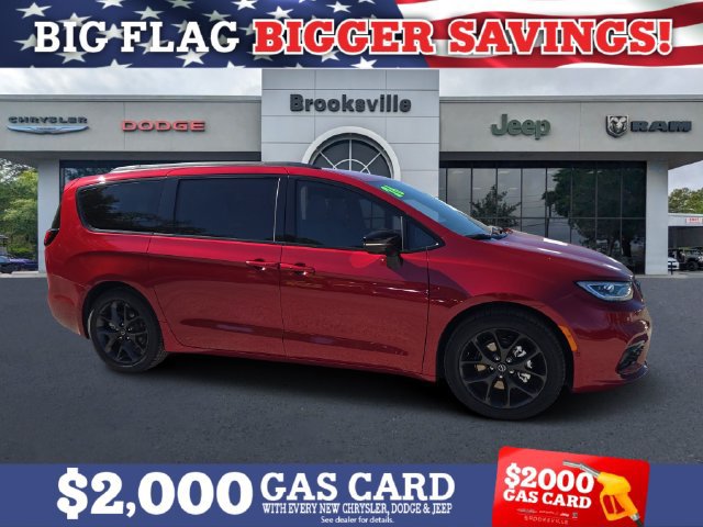 New 2026 Chrysler Pacifica Select w/ S Appearance Package