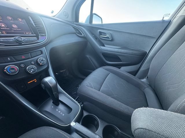 Used 2020 Chevrolet Trax LT FWD image 10