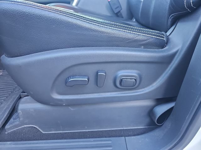 Used 2019 Nissan Titan PRO-4X w/ Pro-4x Convenience Package AWD/4WD image 21