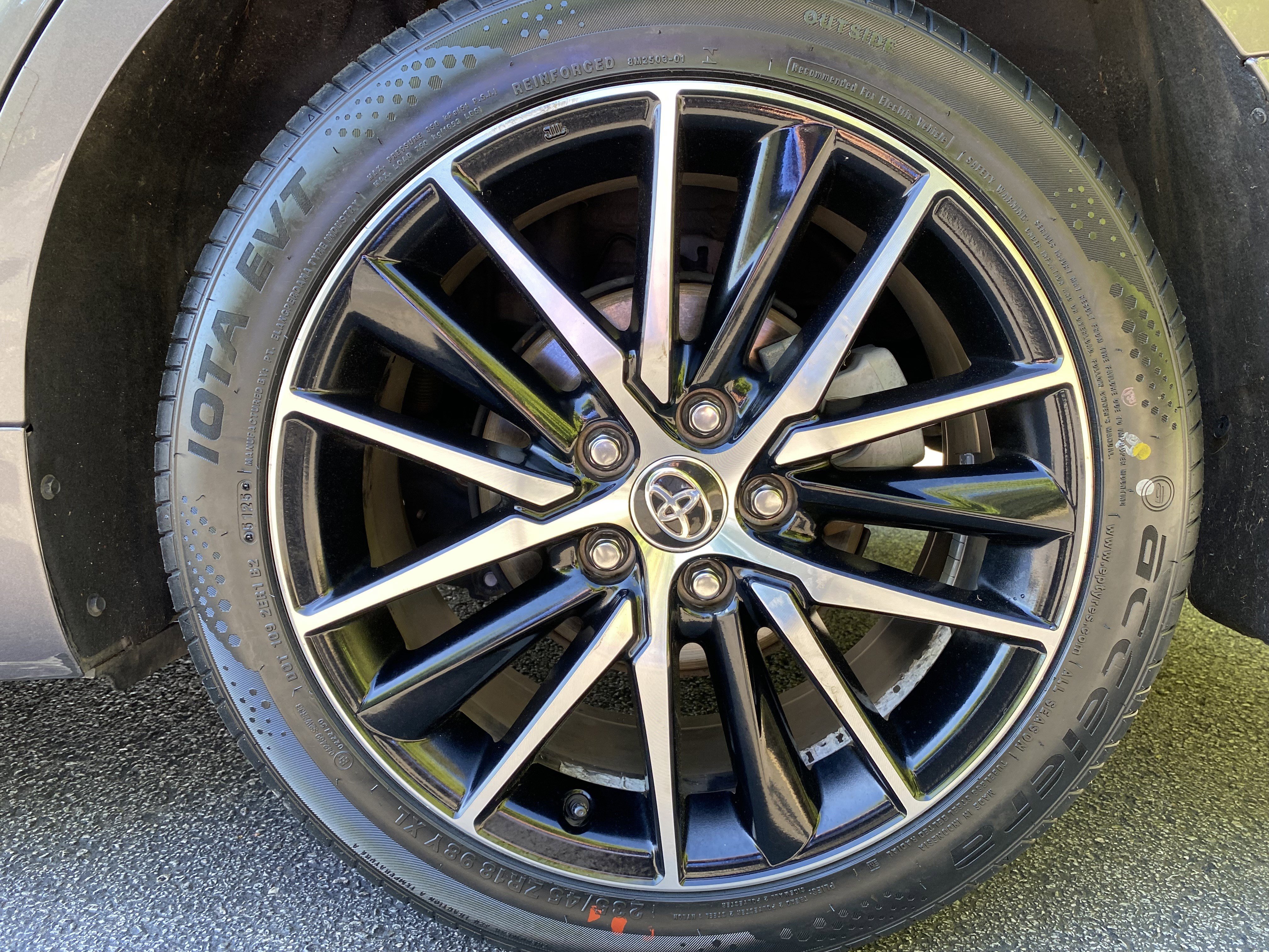 Used 2021 Toyota Camry SE FWD image 38