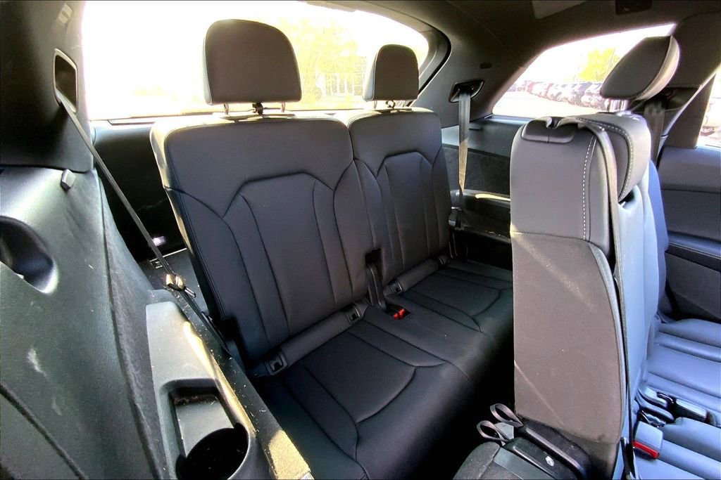 Used 2025 Audi Q7 3.0T Premium Plus image 17